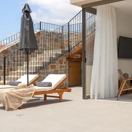 Stefi Villa Anópolis